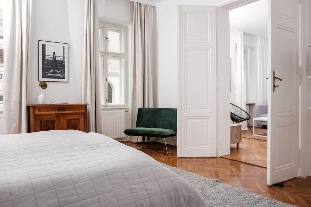 Edelhof Design *